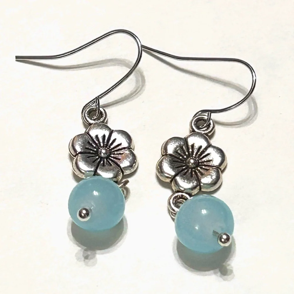 Silver Flower With Blue Stone Beads Earrings - Picture 7 of 8